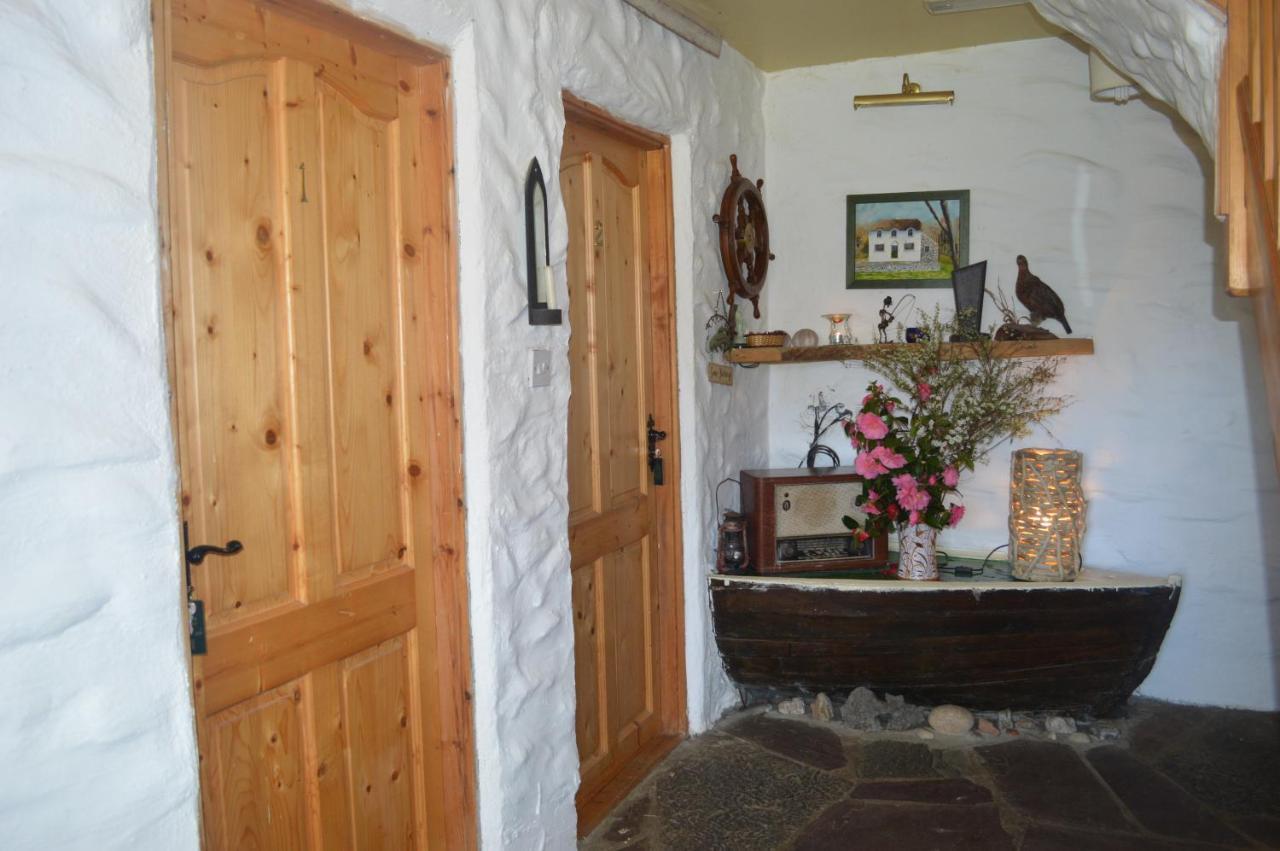Lissyclearig Thatched Cottage ケンメア 部屋 写真